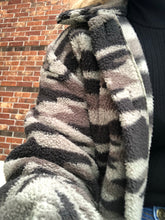 Load image into Gallery viewer, Snuggle Me Shacket