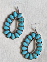 Load image into Gallery viewer, The Danni Earrings
